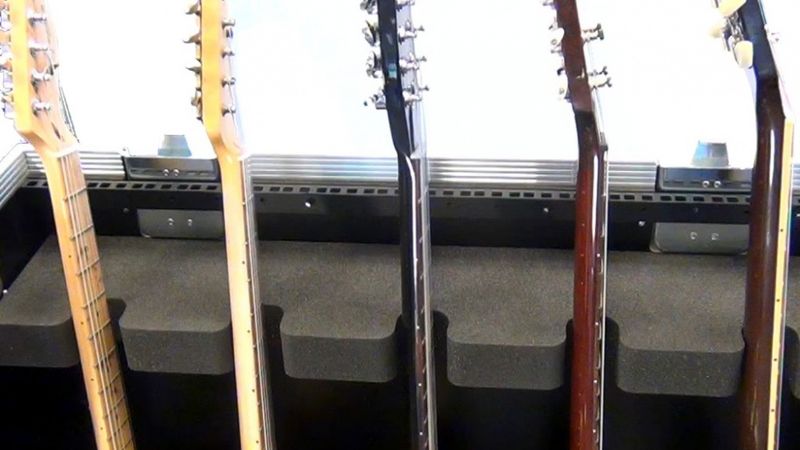Gitarskap for 5 gitarer, 790 x 400 x 1080